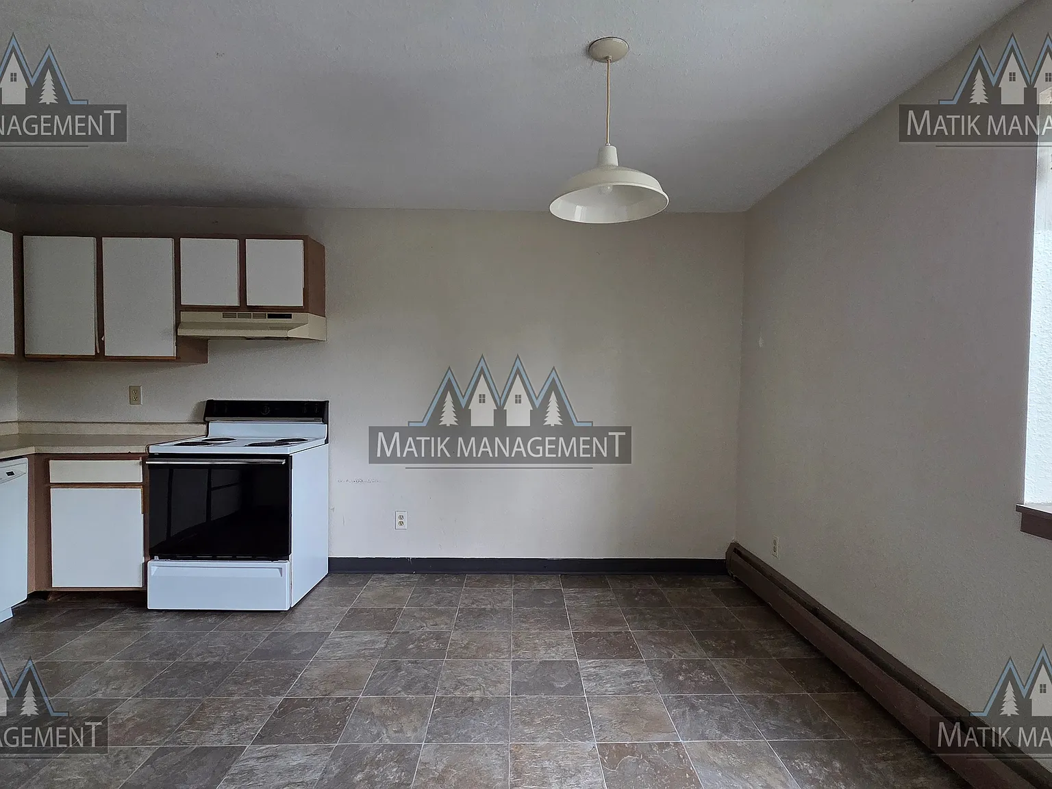 5 bed, $995 — Photo 4