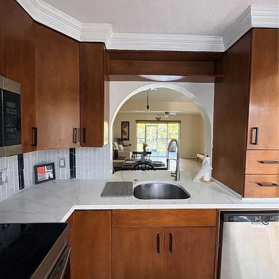 4514 SW 8th Pl #11 — Photo 7