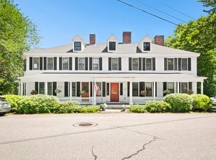 11 Fairbanks St #4, Harvard, MA 01451