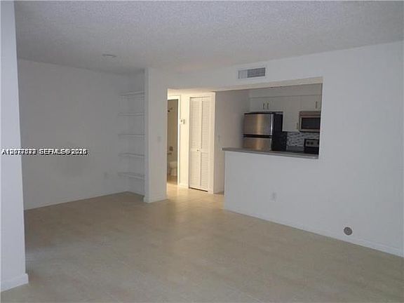 4th image of 1267 SW 46th Ave APT 2315