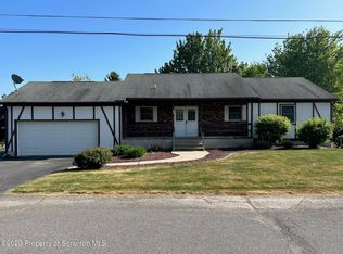 707 Beech St, Moscow, PA 18444