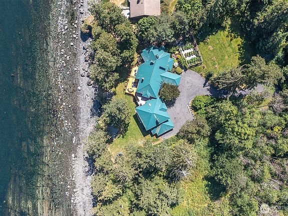 2nd image of 285 Raptor Road