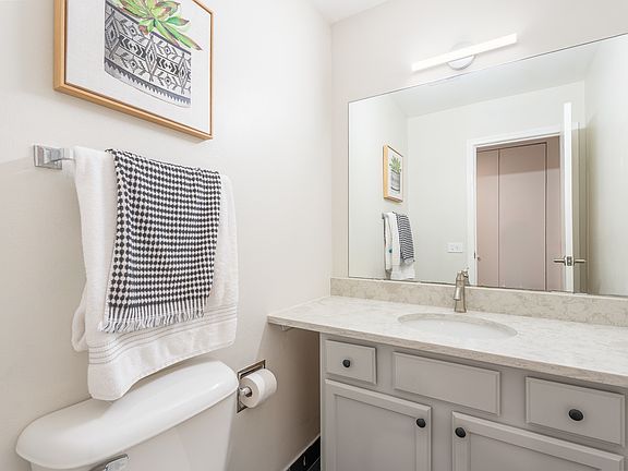 3rd image of 5900 Oakwood Dr APT 2L