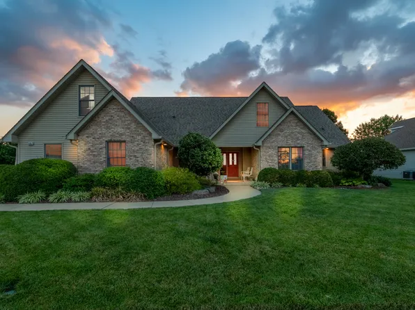 5052 Par 4 Ln, Terre Haute, IN 47802