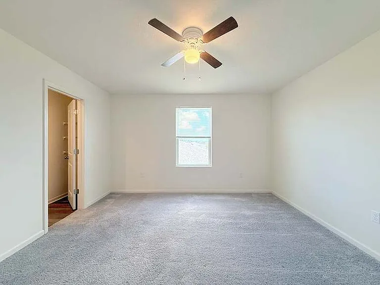 2068 Kentucky Rd — Photo 28