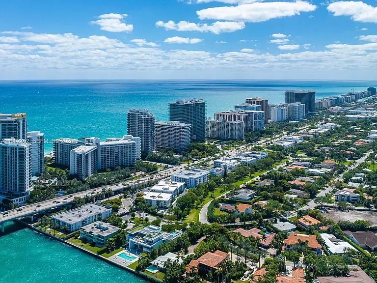 10275 Collins Ave #1107 — Photo 46