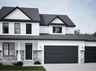 N66W20930 Sagebrush Dr, Menomonee Falls, WI