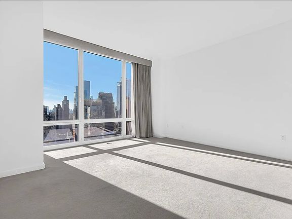 5th image of 247 W 46th St APT 3204