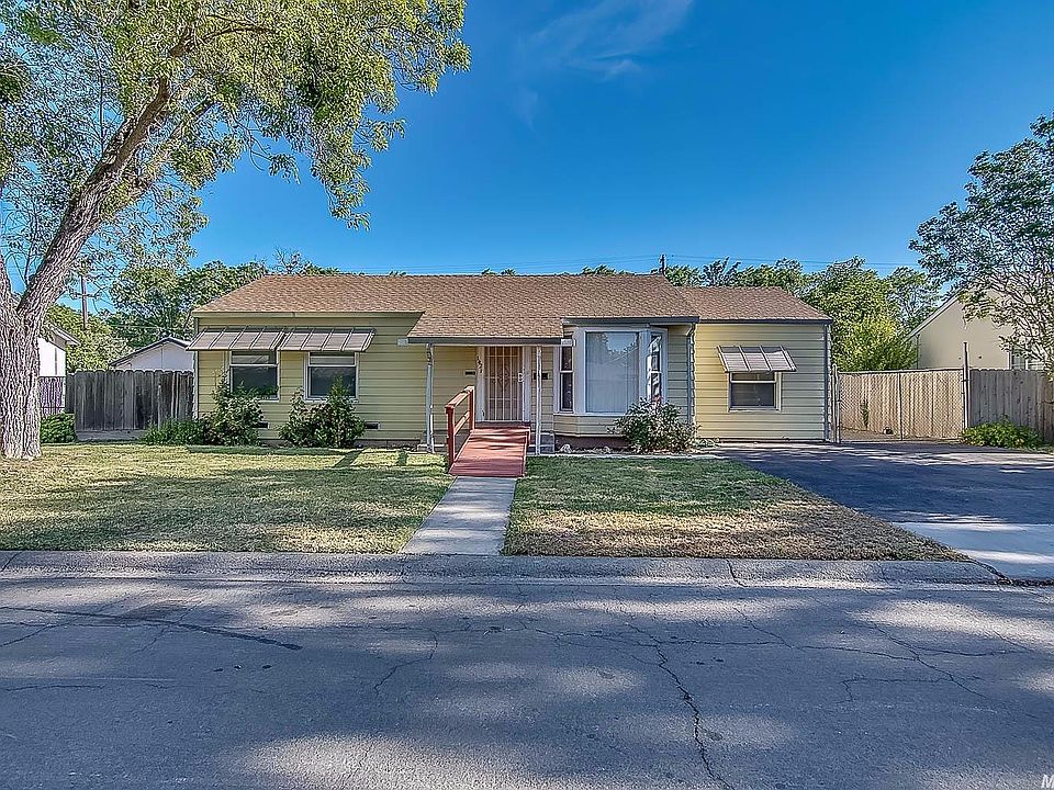 2nd image of 1421 Del Vista Ave
