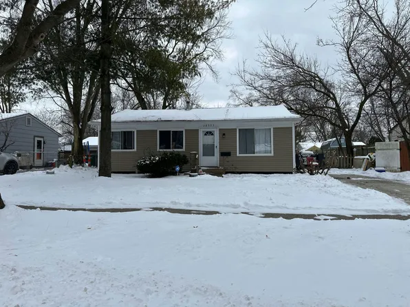 28503 Halecreek St, Romulus, MI 48174