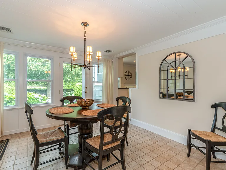 245 Old Town Rd — Photo 13