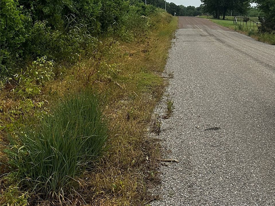 2nd image of 0 Moore Rd