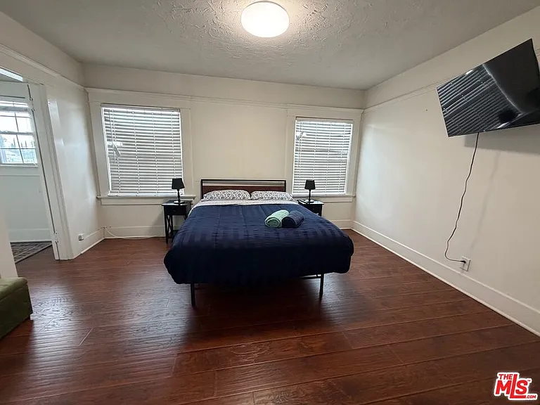 2240 Crenshaw Blvd #B — Photo 8
