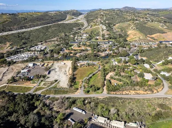 8530 Nelson Way, Escondido, CA 92026