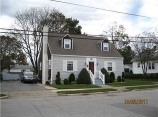 155 Bloomfield St, Pawtucket, RI 02861