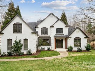 3932 Huckleberry Rd, Charlotte, NC 28210