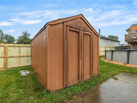 5th image of 3126 Gardner Boulevard