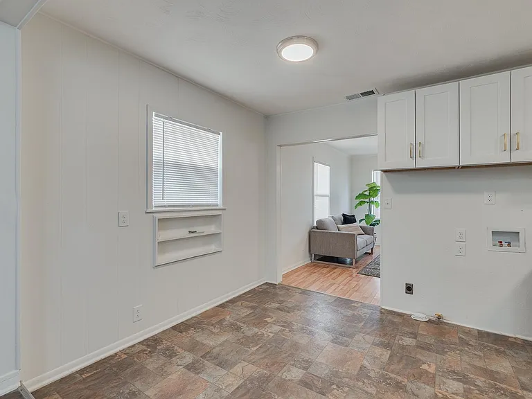 1733 Melba Ct — Photo 12