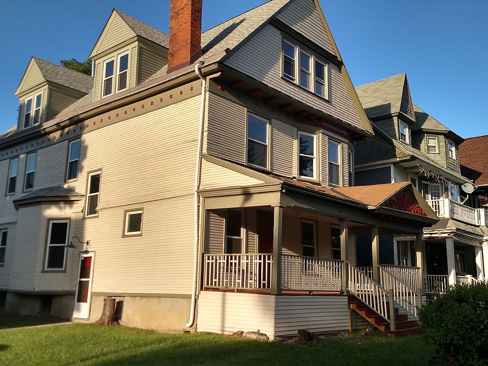 1st image of 324 Lafayette Ave #1