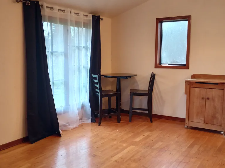 75 Kingston Rd #B — Photo 4