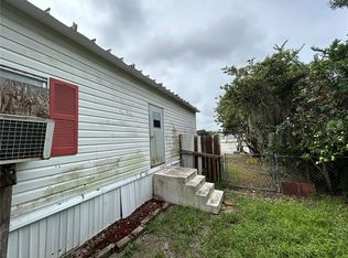 9 Pinewood Ct, South Daytona, FL 32119