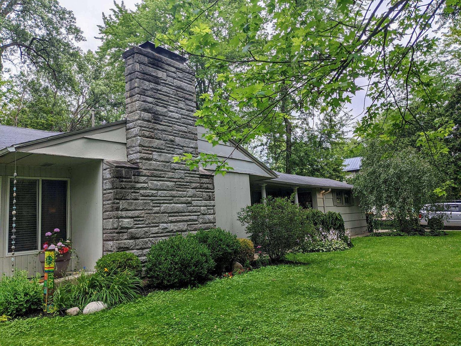 2663 Reeds Lake Blvd SE, East Grand Rapids, MI 49506 Zillow