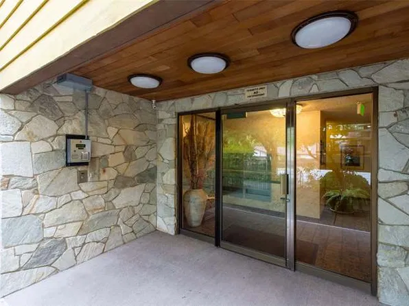 (undisclosed Address), Seattle, WA 98148