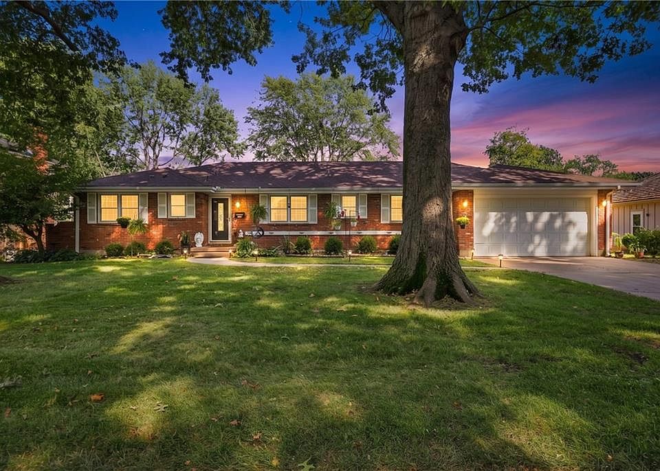 1st image of 5207 Spring Ave