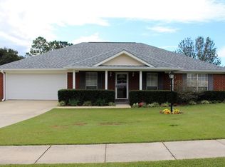 9945 Hampton Ct, Mobile, AL 36695