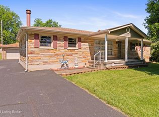 4902 Kay Ave, Jeffersontown, KY 40299