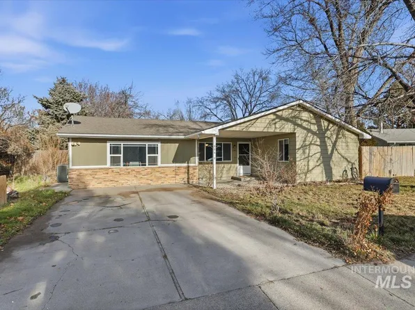406 W 4 N, Mountain Home, ID 83647
