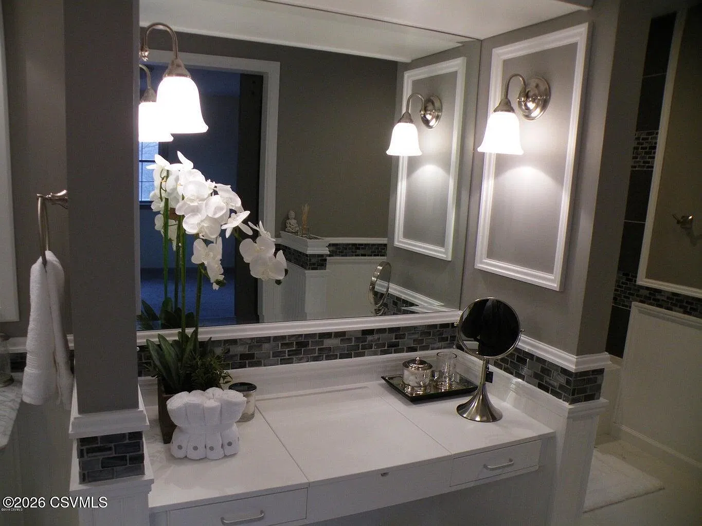 4 bed, 2052 sqft, $3,000 — Photo 4