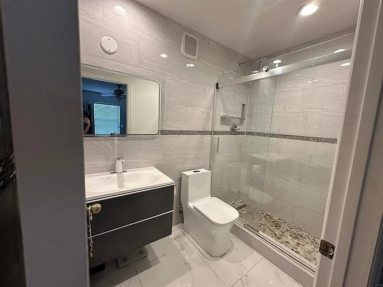 3052 SW 129th Ter #114 — Photo 16