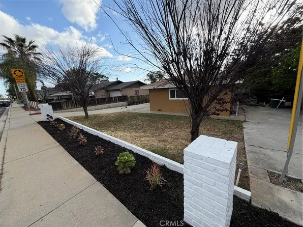 12426 2nd Ave, Yucaipa, CA 92399