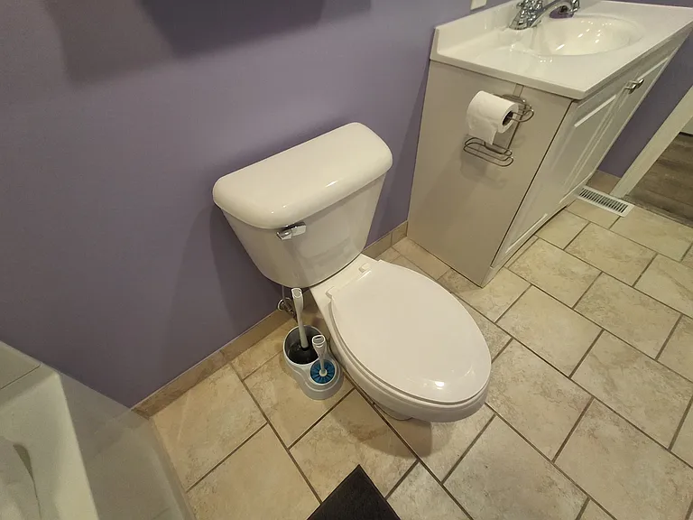 123 John St #2 — Photo 37