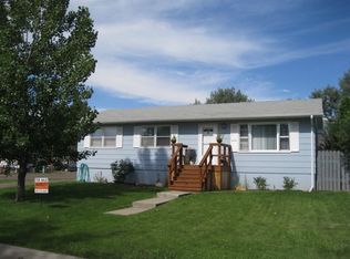 917 S Sutton Ave, Miles City, MT 59301