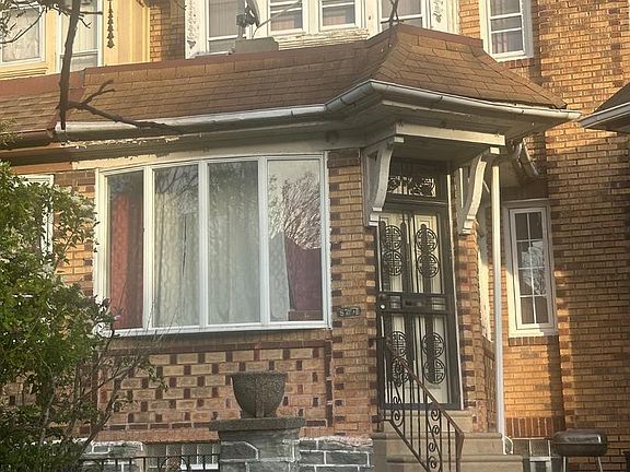 3rd image of 5717 Virginian Rd