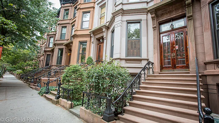 Rented by Garfield Realty  | media 28