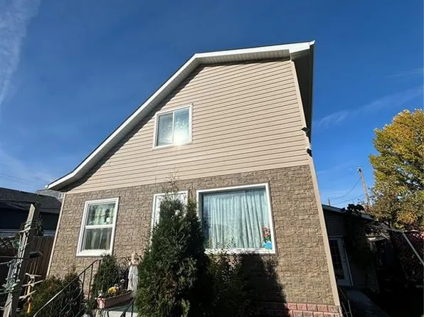 2216 20th STREET W, Saskatoon, SK S7M 1B1