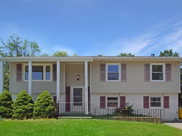 930 Autumn Valley Ln, Gambrills, MD 21054