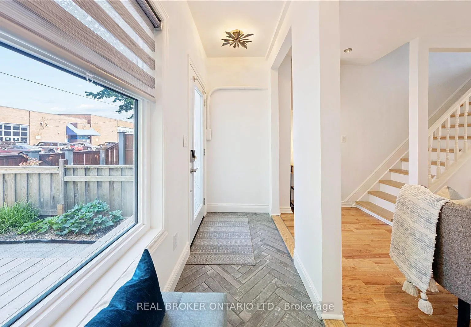 2 bed, $3,150 — Photo 2