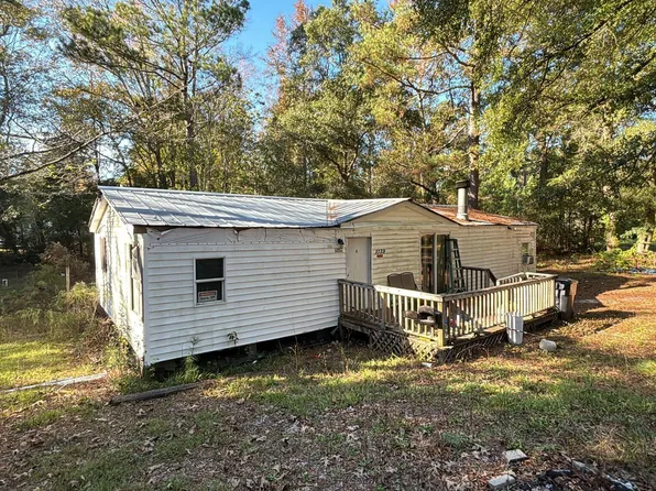 1039 Hickory Drive NE, Leland, NC 28451