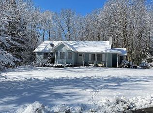 105 Evergreen Ln, Cresco, PA 18326