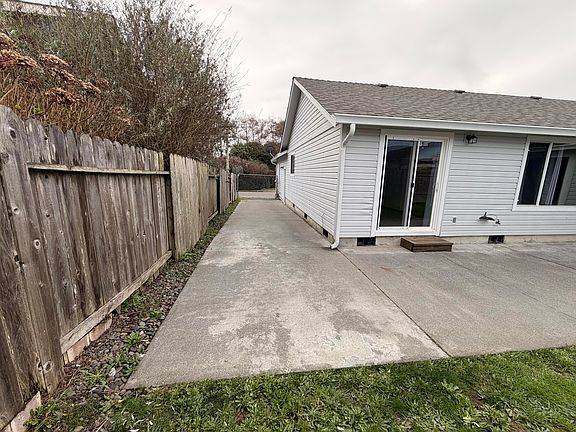 4th image of 1119 Killdeer Rd