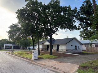 301 NW 23rd Ave, Mineral Wells, TX 76067
