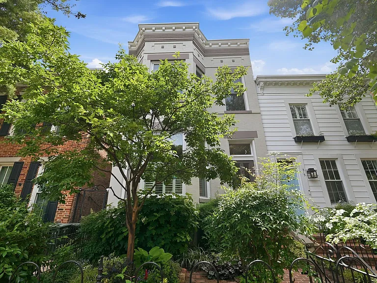 315 5th St NE — Photo 42