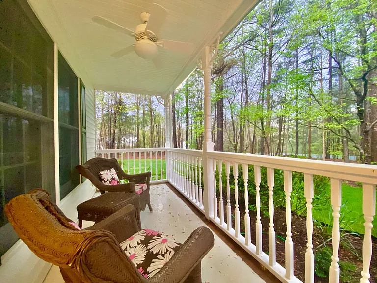 10115 Timberhitch Rd — Photo 2