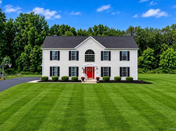 71 Dellwood Court, Westtown, NY 10998