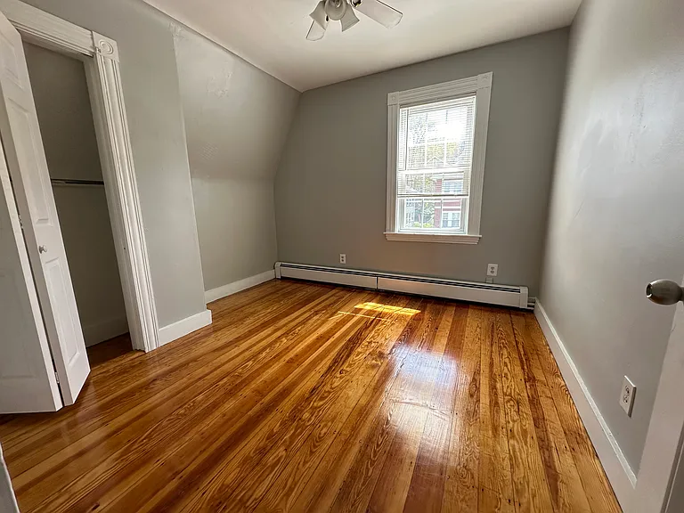 137 Nonantum St #1 — Photo 7