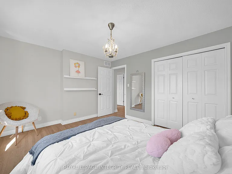 1218 Rideau Bend Cres — Photo 27